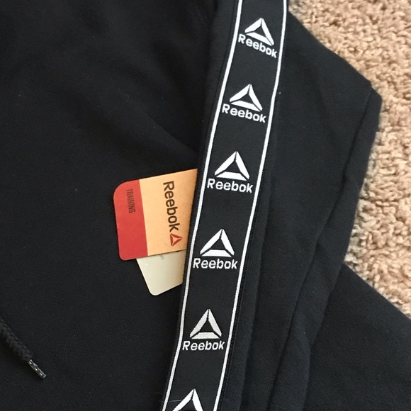 Reebok block logo hoodie - Picture 2 of 5
